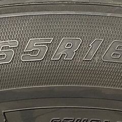 本日掲載最終日‼️195/65R16東北6県無料配送対応‼️爆安‼️最終値下げ‼️①超超超バリ溝❗ 国産タイヤ グッドイヤー製❗アルミ付き 国産 タイヤ !!　冬　タイヤの画像
