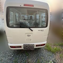 ダイハツ　ハイゼットカーゴ！5MTパートタイム４WD！　内装とっても綺麗です！車中泊、軽貨物に如何ですか？　車検ほぼ2年付き！　記録簿、説明書ありの画像