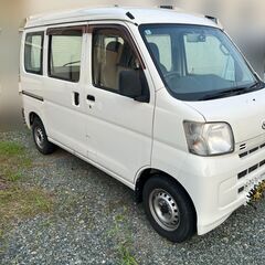 ダイハツ　ハイゼットカーゴ！5MTパートタイム４WD！　内装とっても綺麗です！車中泊、軽貨物に如何ですか？　車検ほぼ2年付き！　記録簿、説明書ありの画像