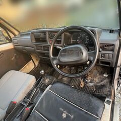 とっても調子良い！スバルサンバートラック！パートタイム４WD！　不具合無しで車検付き！　エアコンバッチリ効きます！の画像
