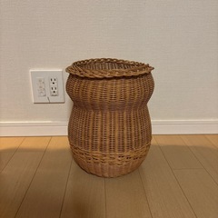 【無料】木製　籐編みのくずかご