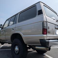 ランドクルーザー60 ランクル60 後期 ロールーフ ナロー 丸目 AT ディーゼルターボ  上下開扉 純正カラー　ベージュマイカメタリック4G8全塗装済 4インチリフトアップ公認 機関良好 の画像