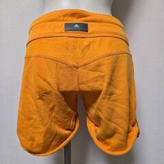 adidas アディダス ショートパンツ オレンジ XS ボトムス レディースの画像