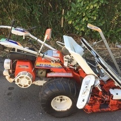 クボタ 2条刈り5.2馬力バインダー RE60N 稲刈機 中古 現状品！の画像
