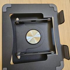 新品未使用！折りたたみ式ラップトップスタンドの画像