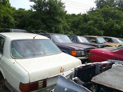 オールドMベンツ126.107.108.124.140リサイクル-リペアー車体及び部品販売