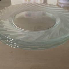 No.101ガラス平皿4枚の画像
