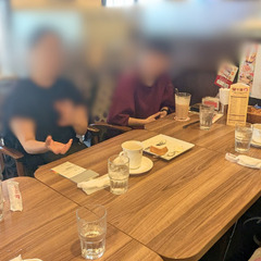 安心して賑やかな雰囲気(^^♪ 営業のない異業種交流カフェ☕ 7...