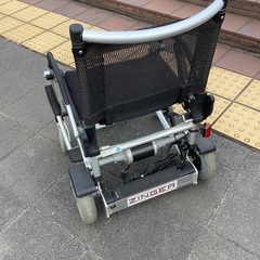 Zinger 電動車椅子　バッテリー２個　検索→ セニアカー　EV 電動キックボード　電動バイク　介護　Tesla テスラ　BYD SAKURAの画像