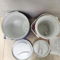 コールマン　ウォータージャグ　2個セット　赤4.22L　青8L 比較的美品の画像