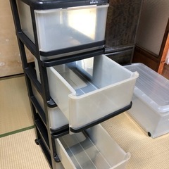 プラスチック引き出しの画像