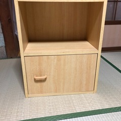 小さい棚