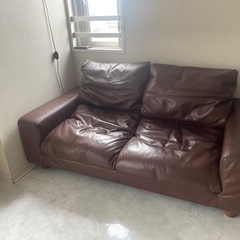 無印良品　革製ソファの画像