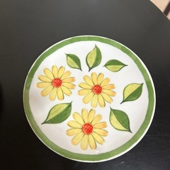 ミスドの小皿2枚の画像
