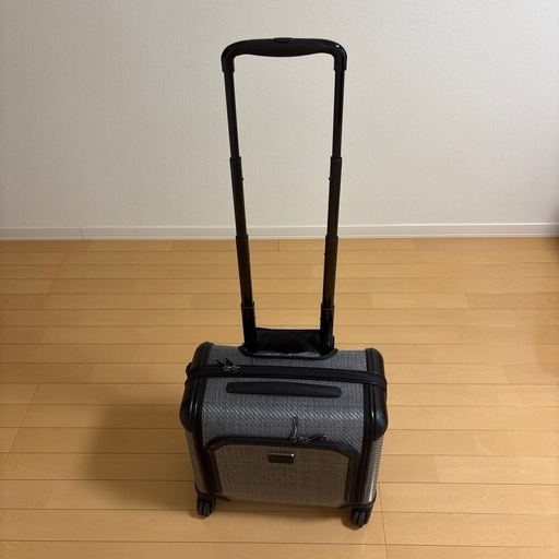 TUMI キャリーケース