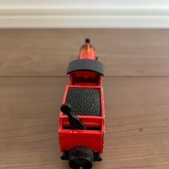 機関車トーマスシリーズ　ジェームスの画像