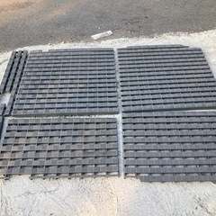 冷凍冷蔵車などに　荷室スノコ　の画像