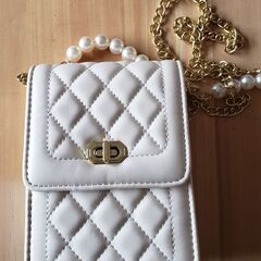 ☆★値段交渉歓迎‼️セカンドバッグ２点セット＋財布★☆の画像