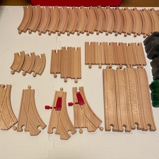 ブリオ 2024年クリスマス限定レールセット 今年4月購入 美品