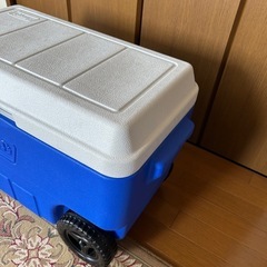【美品】コールマン　クーラーボックス　 キャスター付きの画像