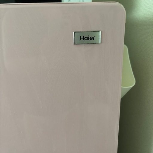 《受け渡し予定者決定》【中古】Haier 冷蔵庫 148L
