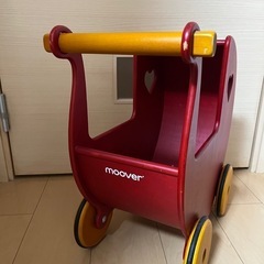 インテリアにも　グランパパの木製乳母車の画像