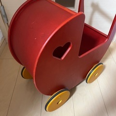 インテリアにも　グランパパの木製乳母車の画像