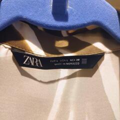 【美品】ZARA トップス 柄シャツ カーキ レディースの画像