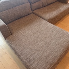 
3人掛けカウチソファー