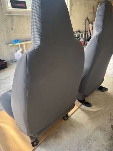 ハイエース　DX フロントシート　左右　2脚