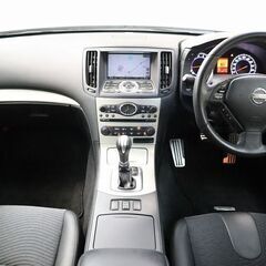 自社ローンは選べる車種が少ない！乗りたい車が対象外！そんな経験があるあなたへ！【オトロン大垣店】にお任せください！/日産 スカイライン 　２５０ＧＴ　タイプＳの画像