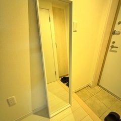 IKEA 全身ミラーの画像