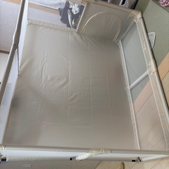 ベビーサークルの画像