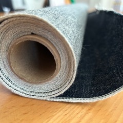 厚みあるインディゴブルー生地の画像