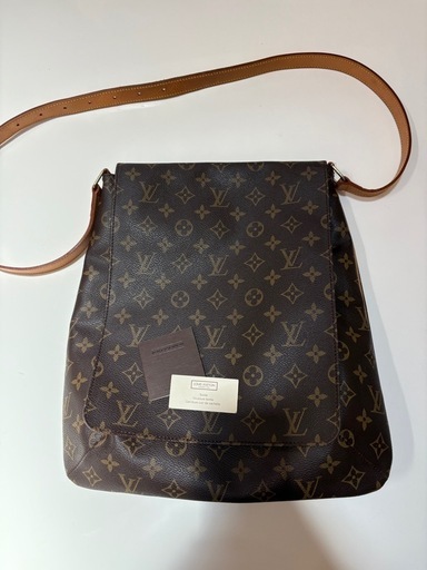 LOUIS VUITTONバック