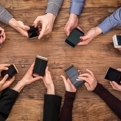 携帯関係のお仕事の画像