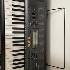 電子ピアノの画像