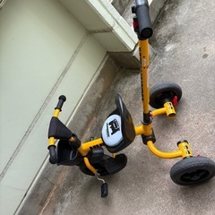 HUMMER 三輪車の画像