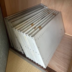 ① 【超お得・メルカリ引退セット】オカムラ他製 スチールラック 4台分／鉄素材 買取価値あり！の画像