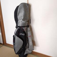 ゴルフバッグ、シューズの画像