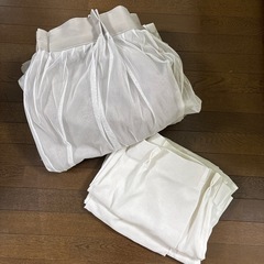 カーテン2枚　レース2枚の画像