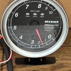【希少価値!!】PIVOT タコメーターPROGAUGE PT2-W 80パイ ODB2 シフトランプ機能付きの画像