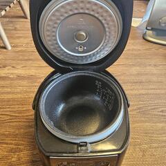 中古Panasonic炊飯器　2012年製の画像