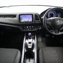 衝突軽減装置付きのハイブリッドSUV( *´艸｀)の画像