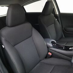 衝突軽減装置付きのハイブリッドSUV( *´艸｀)の画像