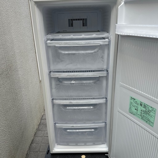 三菱家庭用冷凍庫２０２２年式