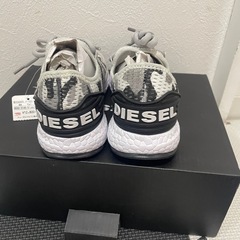 新品　ディーゼル　diesel    スニーカーの画像