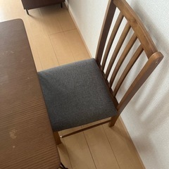 ダイニングテーブル　チェアセットの画像