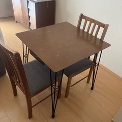 ダイニングテーブル　チェアセット