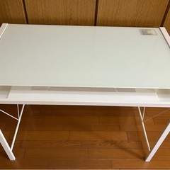 ニトリ ガラスPCデスク　クールL